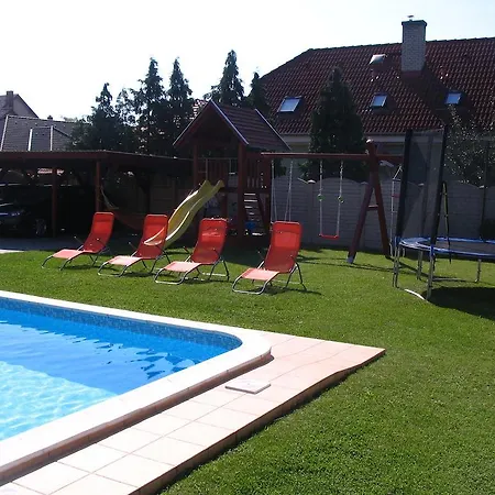 Sungarden Panzio